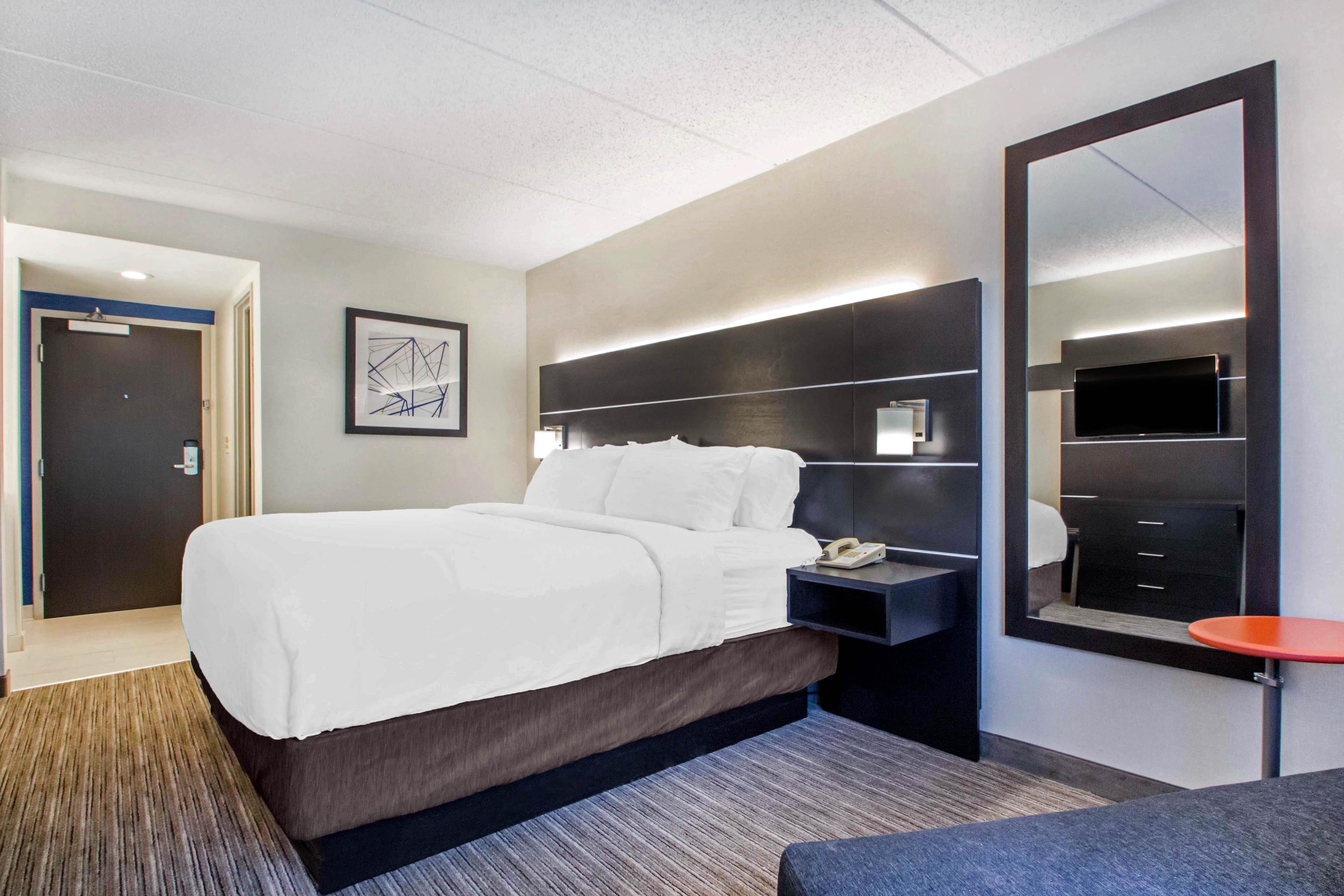 Holiday Inn Express & Suites - Albany Airport - Wolf Road By Ihg Exterior foto