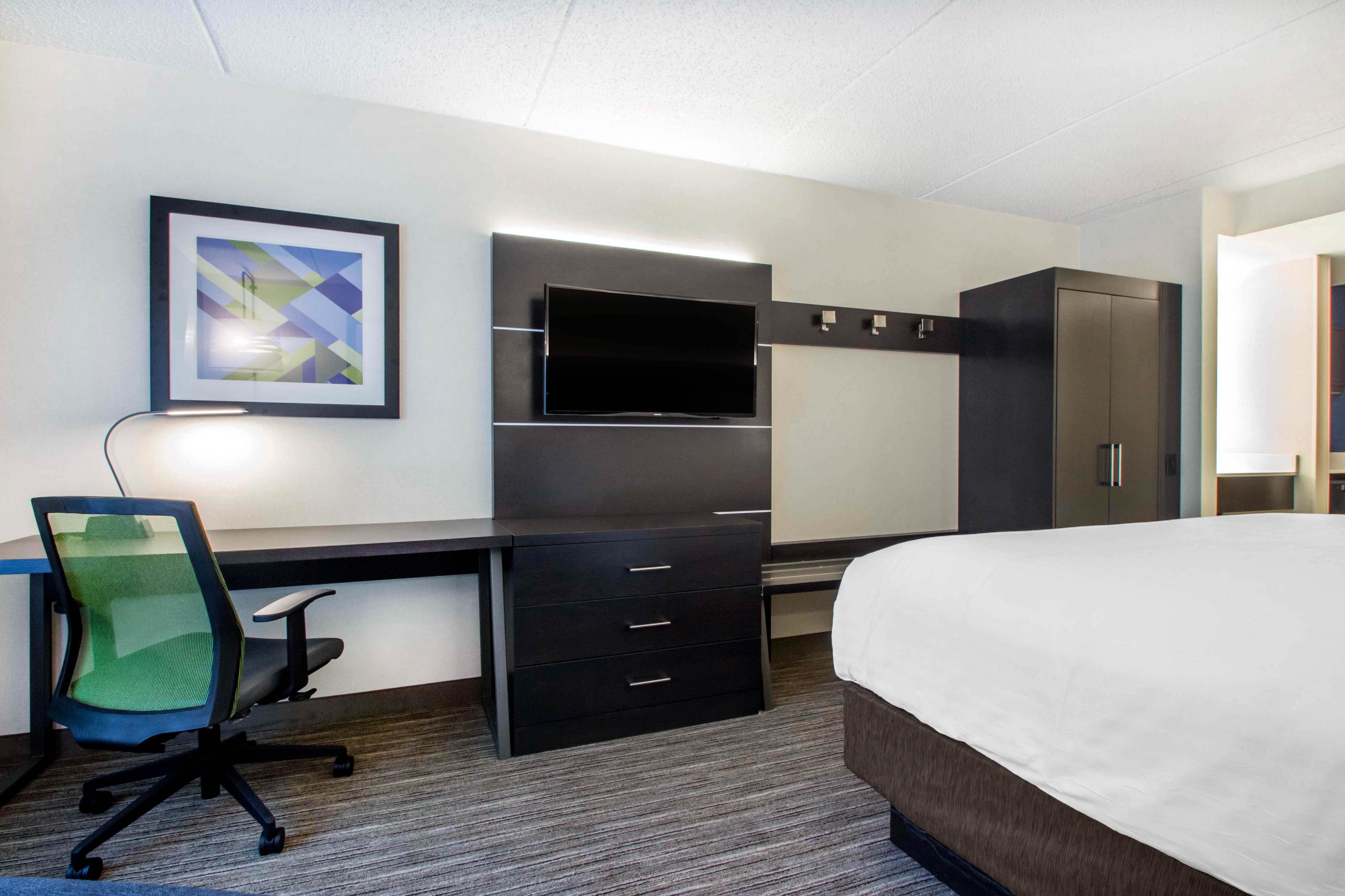 Holiday Inn Express & Suites - Albany Airport - Wolf Road By Ihg Exterior foto